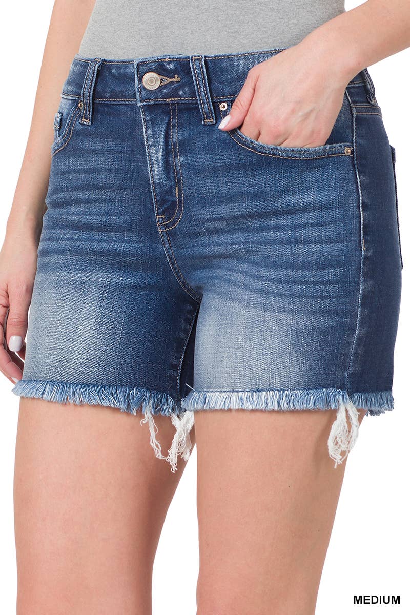Mid Rise Frayed Hem Short
