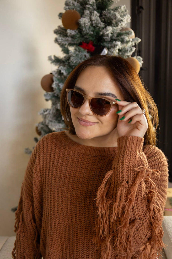 Women's Polarized Medium Horn Sunglasses - Black Ombré