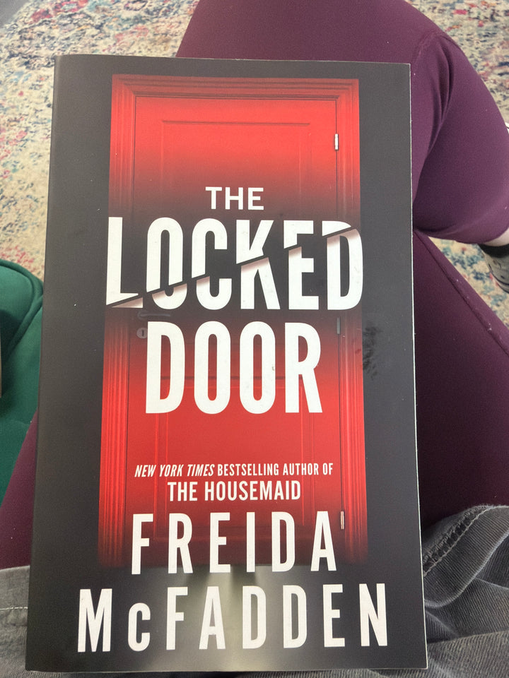 The Locked Door-Freida McFadden
