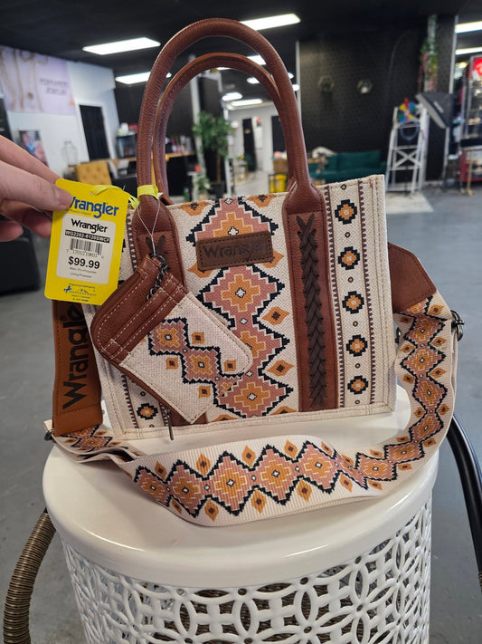 Small Wrangler Tote with Cardholder