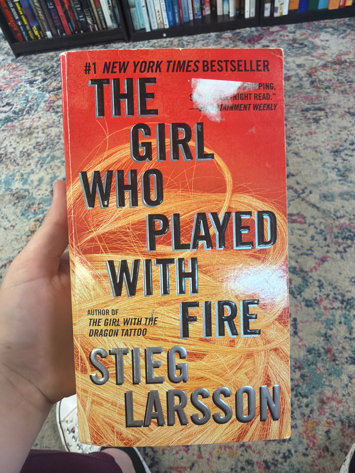 The Girl Who Played with Fire - Stieg Larsson