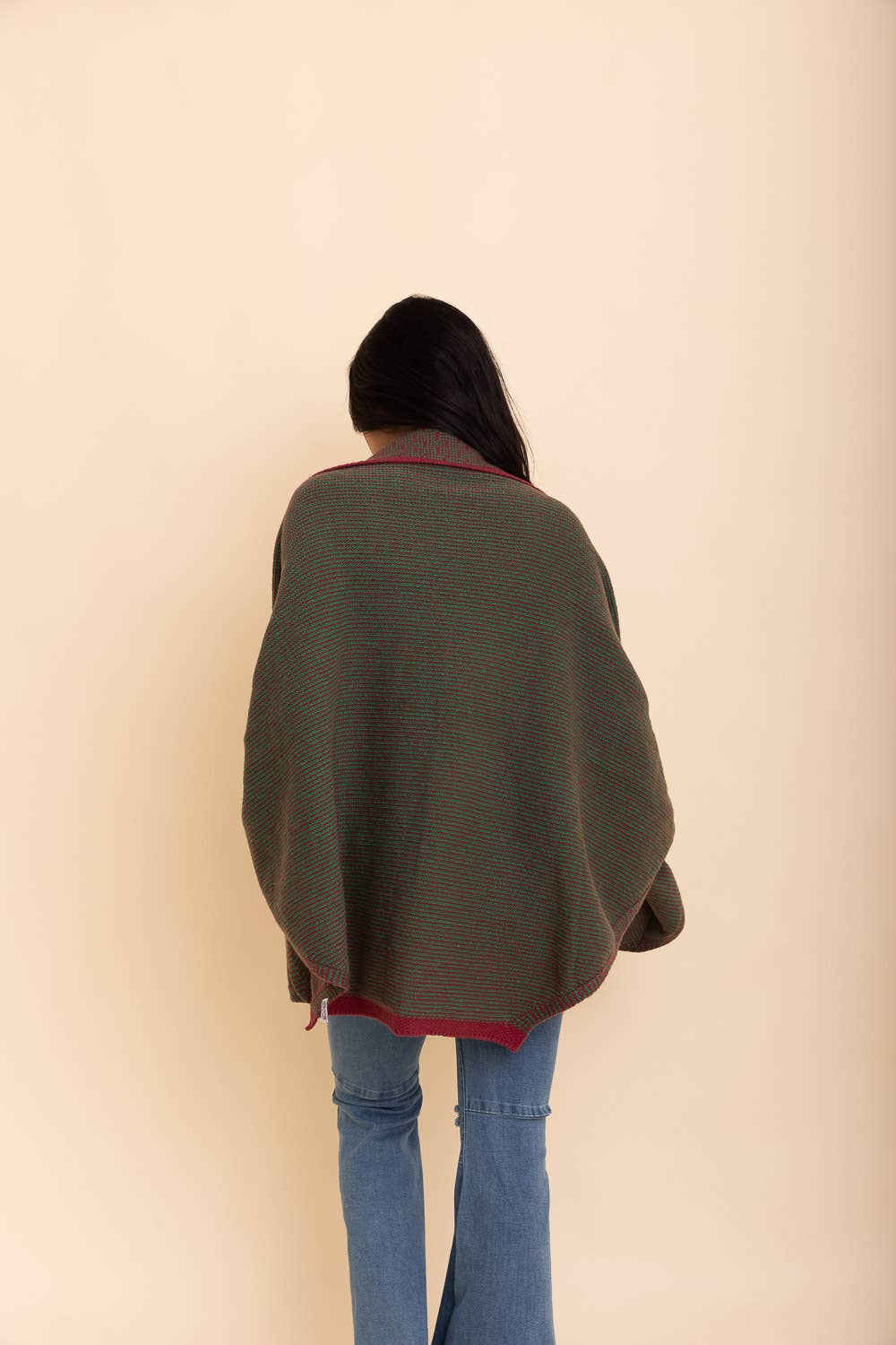 Cozy Contrast Collar Knit Wrap – Perfect for Fall Layering: Mocha