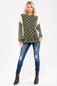 Load image into Gallery viewer, Checkered Print Long Sleeve Pullover Top

