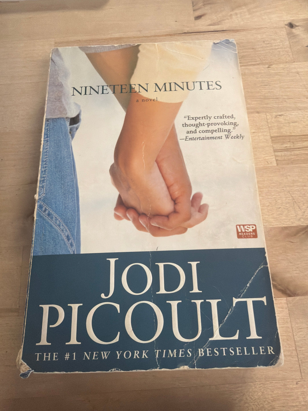 Nineteen minutes by Jodi picoult