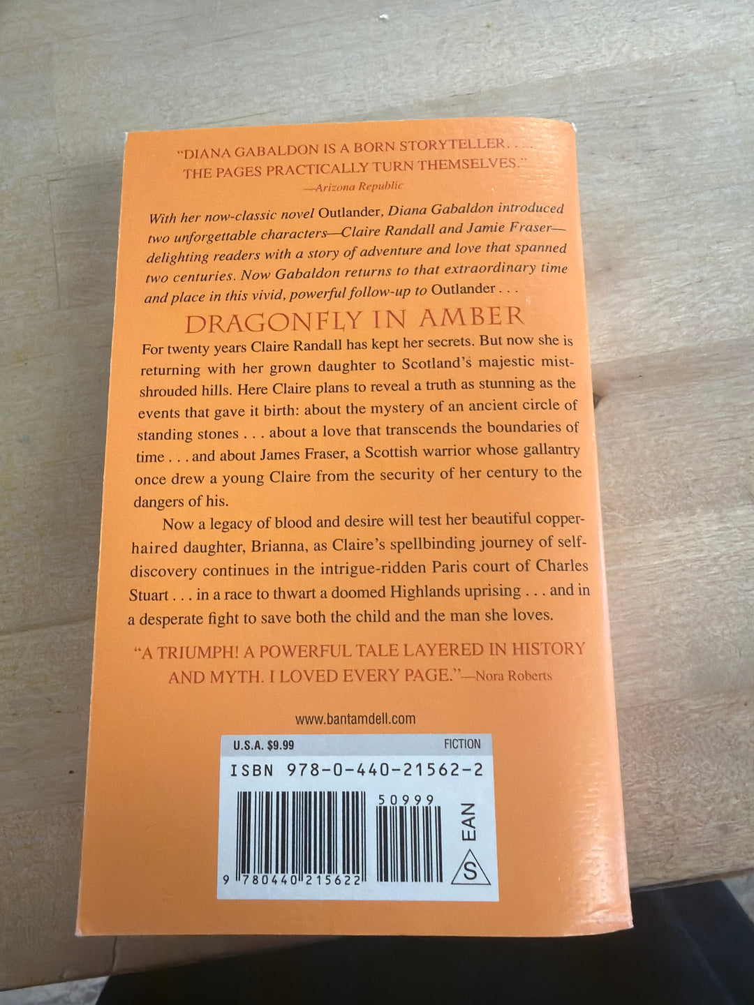 Dragonfly in Amber by Diana gabaldon