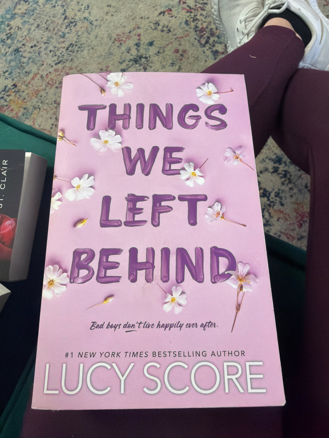 Things we left behind by Lucy score