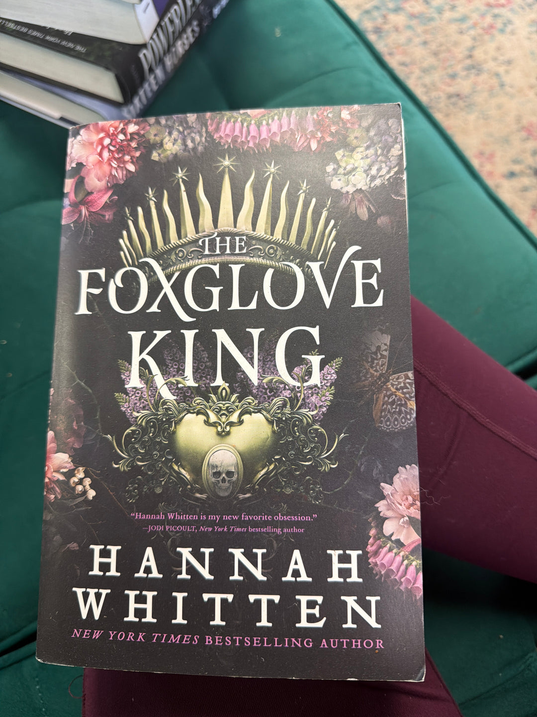 The foxglove king by hannah whitten