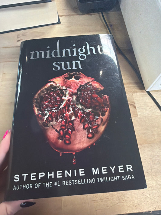 Midnight Sun by Stephanie Myers