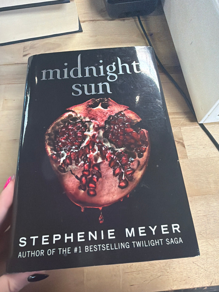 Midnight Sun by Stephanie Myers