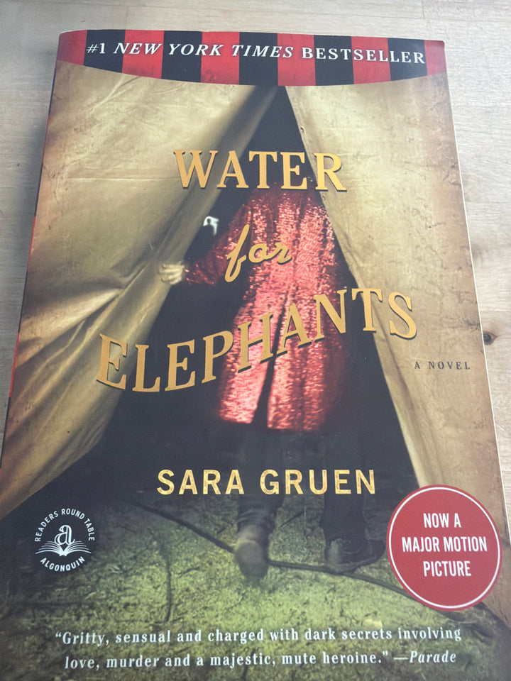 Water for elephants by Sara GRUEN
