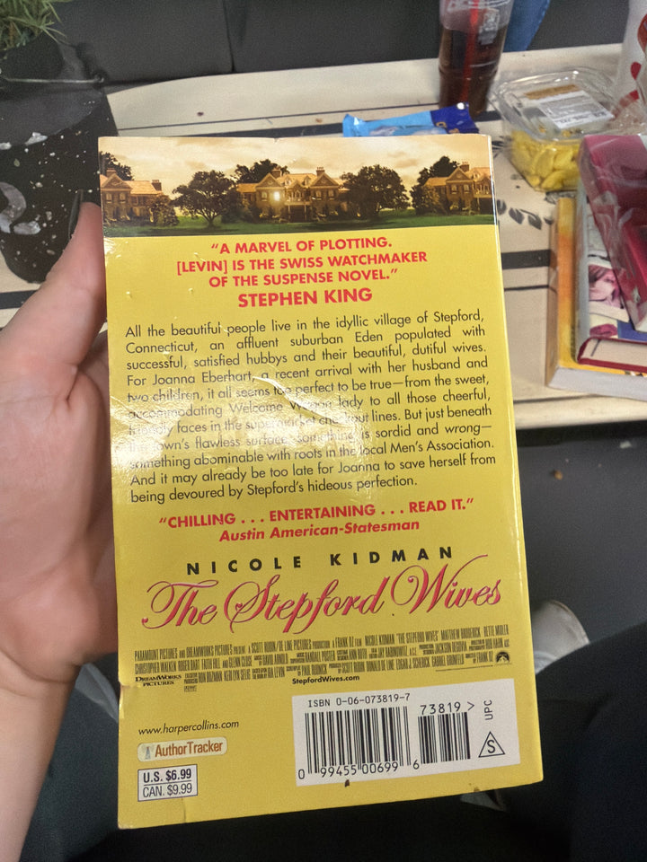 The stepford wives. By Ira Levi an