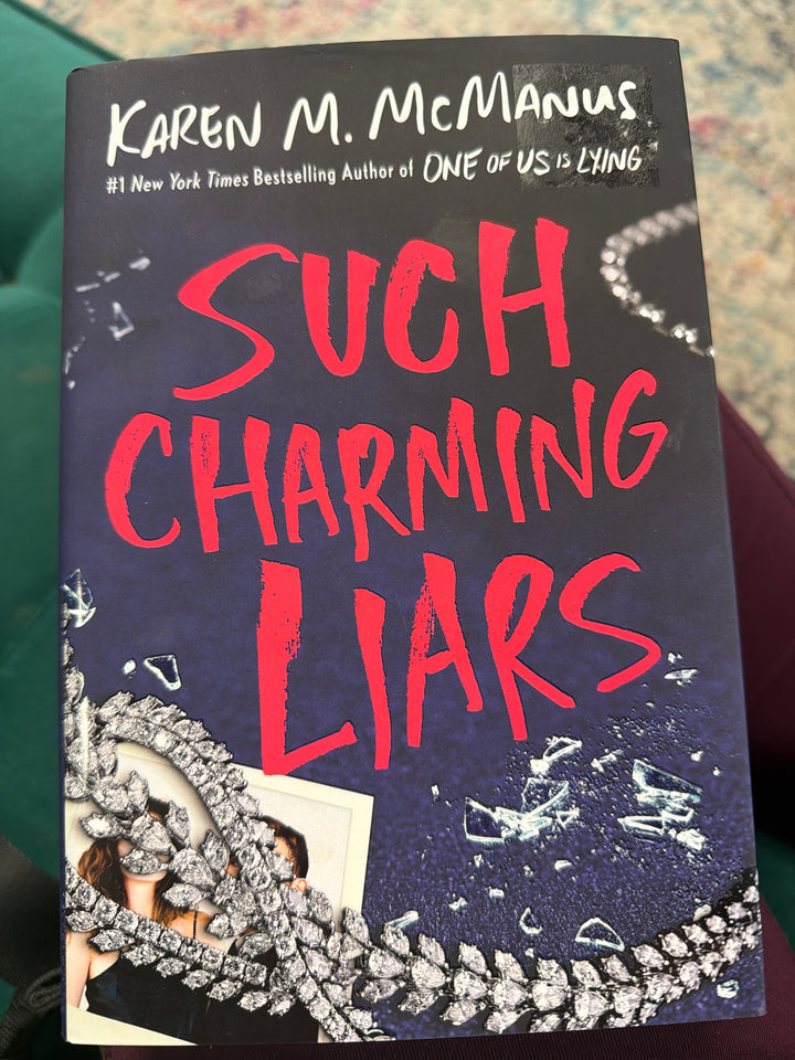 Such Charming Liars - Karen M. McManus