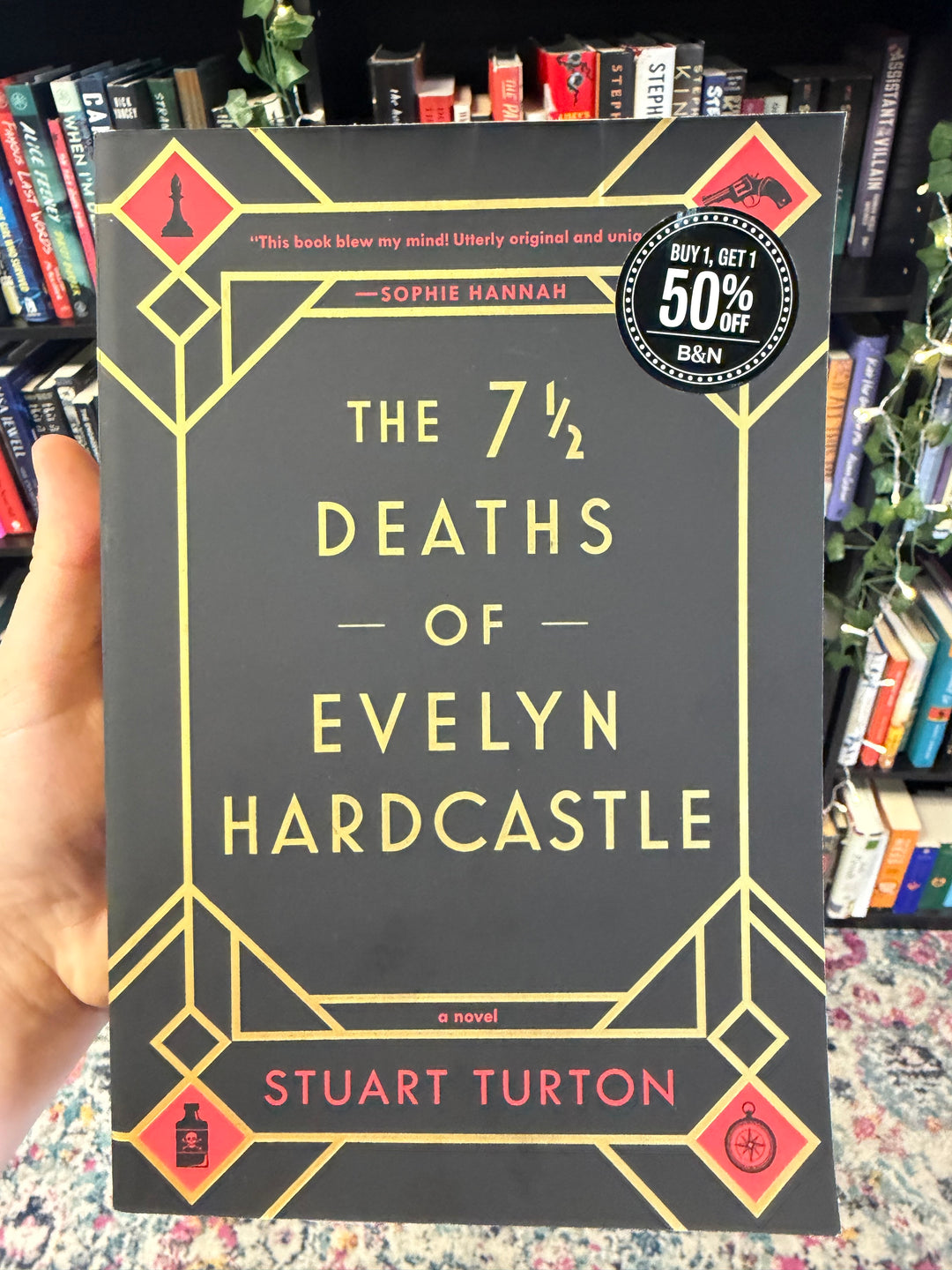 The 7½ Deaths of Evelyn Hardcastle - Stuart Turton