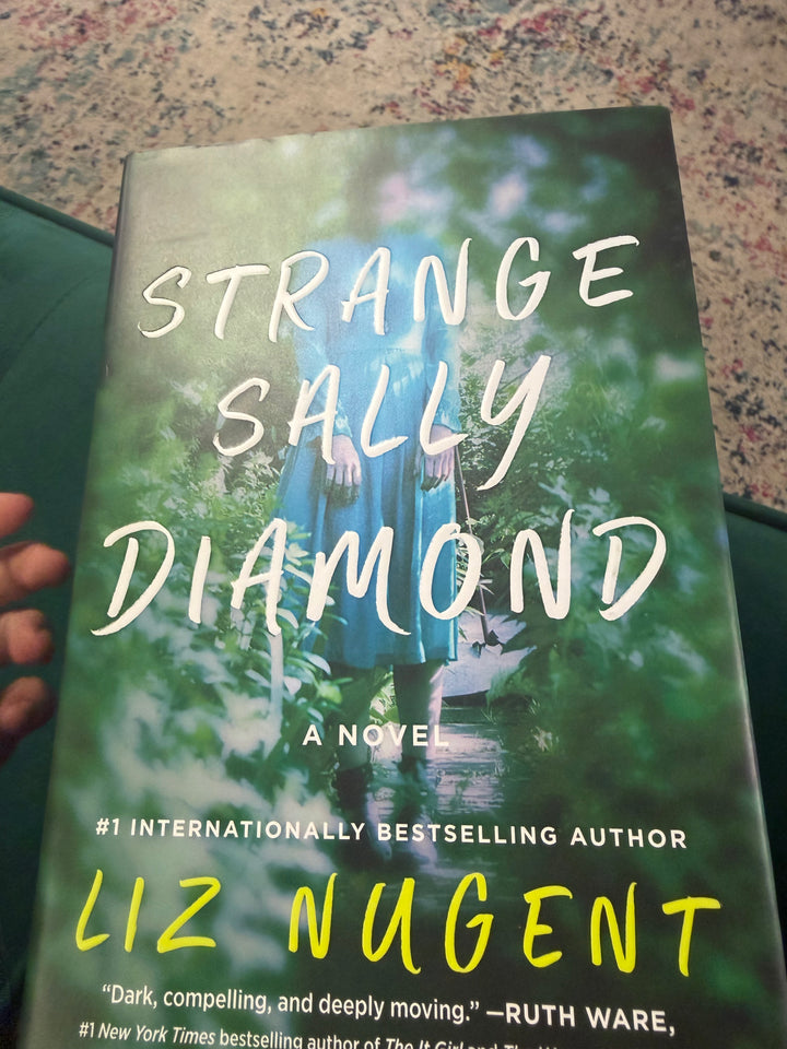 Strange Sally Diamond -Liz Nugent