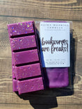 Load image into Gallery viewer, Bookworm | Leather Book + Vanilla Snap Bar Wax Melts
