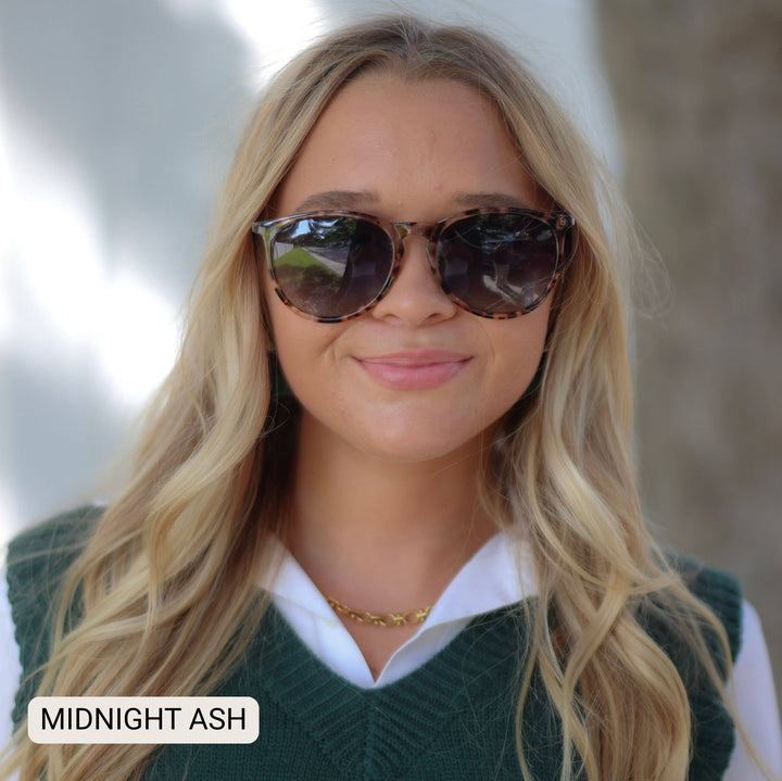 Women's Polarized Medium Horn Sunglasses - Black Ombré