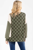 Load image into Gallery viewer, Checkered Print Long Sleeve Pullover Top
