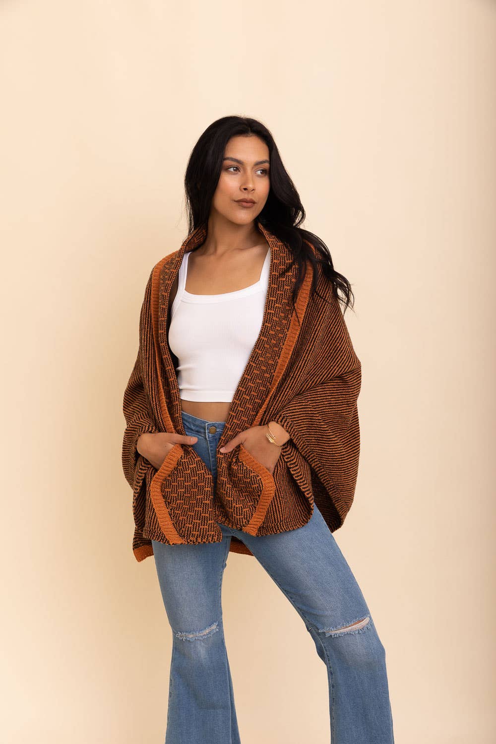 Cozy Contrast Collar Knit Wrap – Perfect for Fall Layering: Mocha