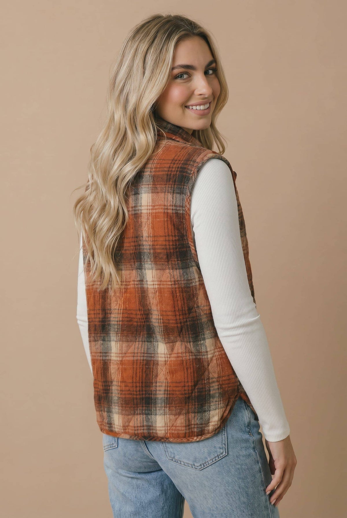 Plus Plaid Quilted Snap Button Puffer Vest: RUST / 1X